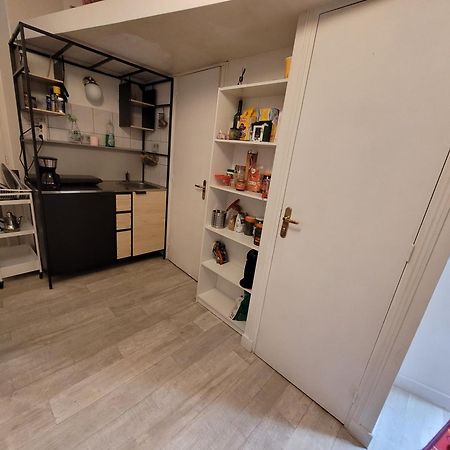 Cozy And Nice Homestay Room - Chambre D'Hote Parigi Esterno foto