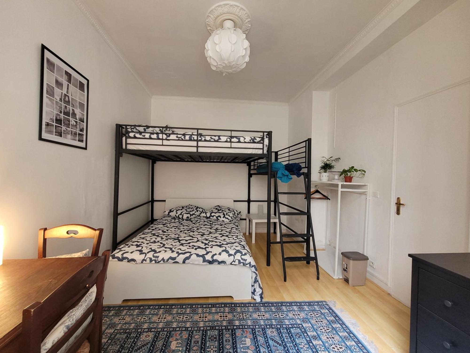 Cozy And Nice Homestay Room - Chambre D'Hote Parigi Esterno foto